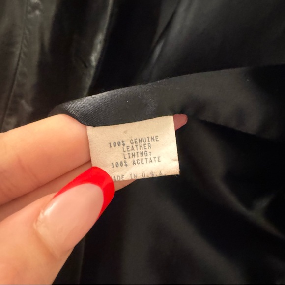 90s Black Leather Blazer - Picture 3 of 8